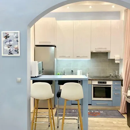 Modern, By Keleti - 2 Kitchens, A/c, Park