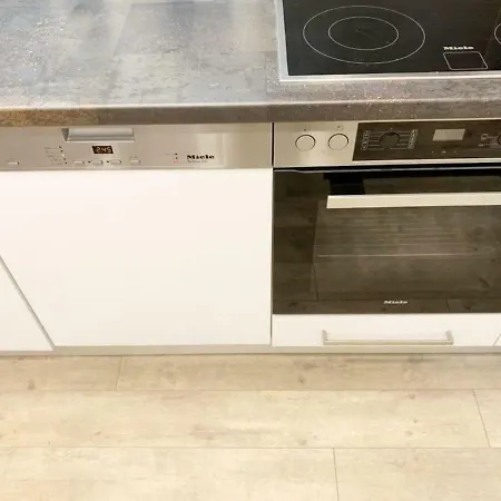 Modern, By Keleti - 2 Kitchens, A/c, Park Apartamento