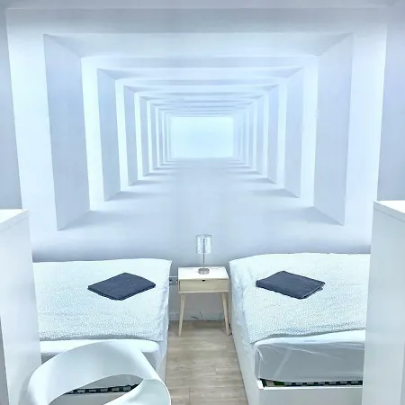 Modern, By Keleti - 2 Kitchens, A/c, Park * Budapest