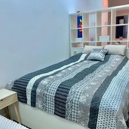 아파트 Modern, By Keleti - 2 Kitchens, A/c, Park *