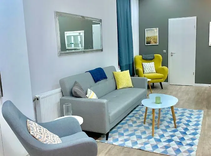 Modern, By Keleti - 2 Kitchens, A/c, Park Apartamento *