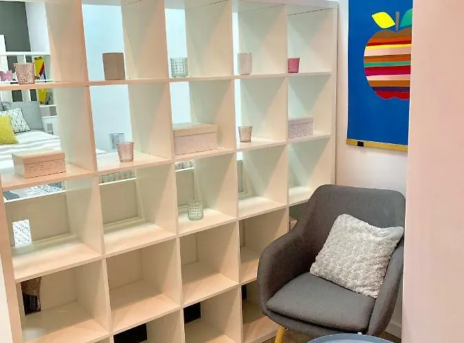 Lägenhet Modern, By Keleti - 2 Kitchens, A/c, Park Budapest