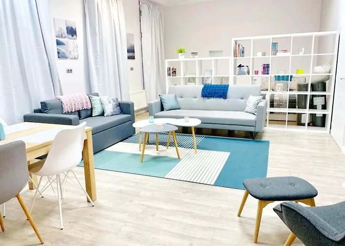 Modern, By Keleti - 2 Kitchens, A/c, Park Apartamento Budapest