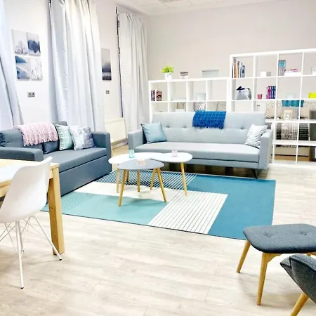 Modern, By Keleti - 2 Kitchens, A/c, Park Apartment Budapest