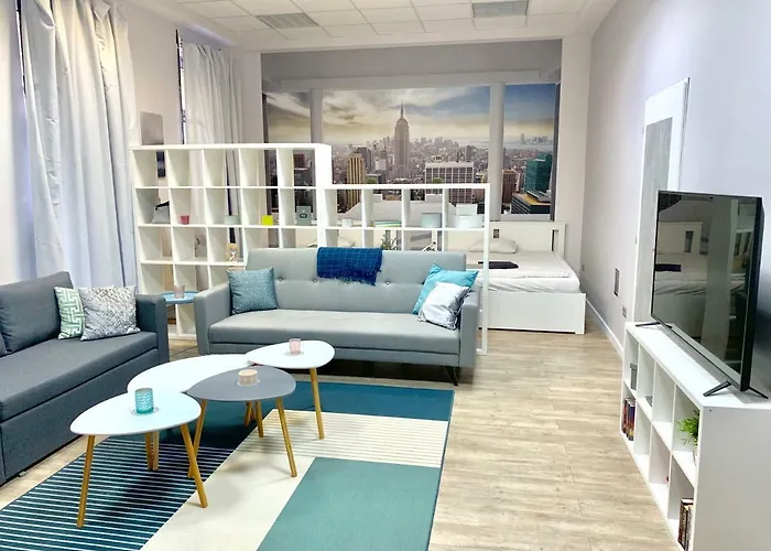 Modern, By Keleti - 2 Kitchens, A/c, Park דירה *