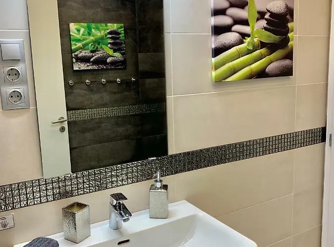 דירה Modern, By Keleti - 2 Kitchens, A/c, Park