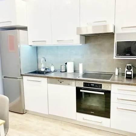 아파트 Modern, By Keleti - 2 Kitchens, A/c, Park
